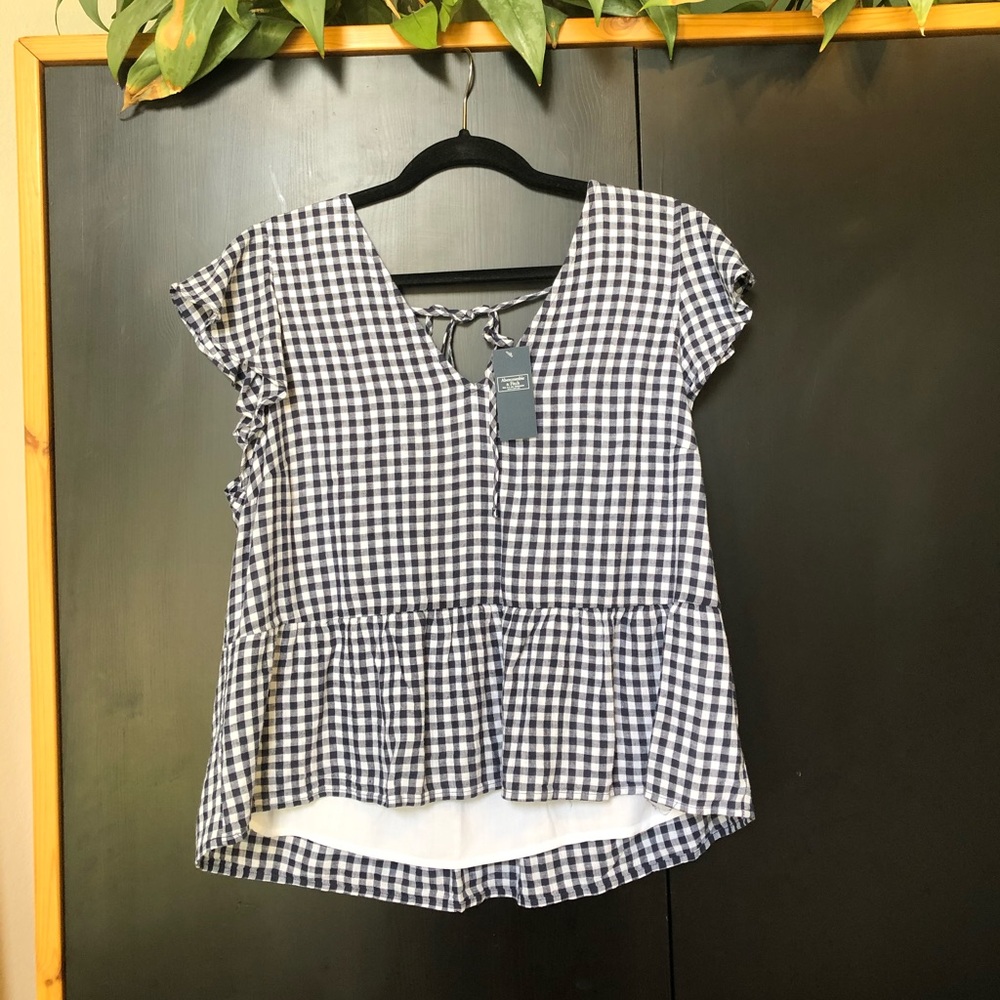 Abercrombie & Fitch Flutter Sleeve Trapeze Top